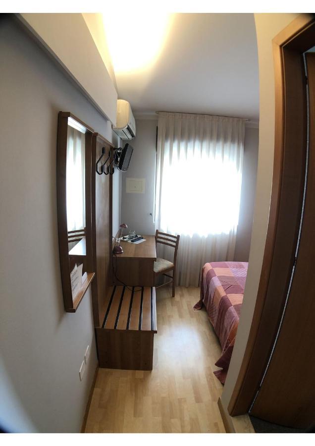 Hotel La Bussola Padenghe sul Garda Exterior foto